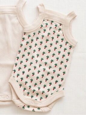 Fin + Vince Radish Print Bodysuit 3-6M EUC